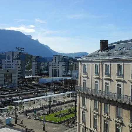 Residilaverde Gare * Grenoble