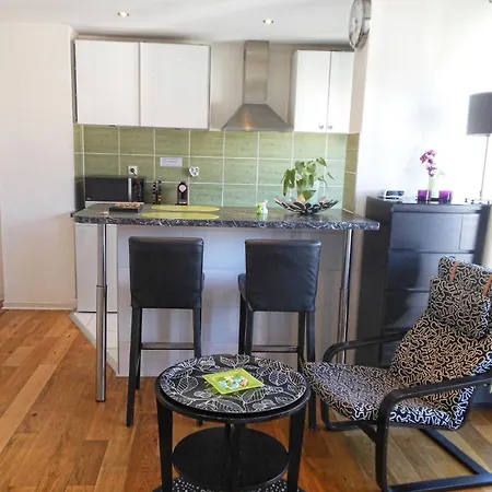 Residilaverde Gare Апартаменти