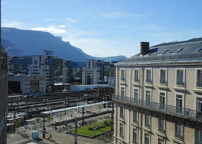 Residilaverde Gare * Grenoble